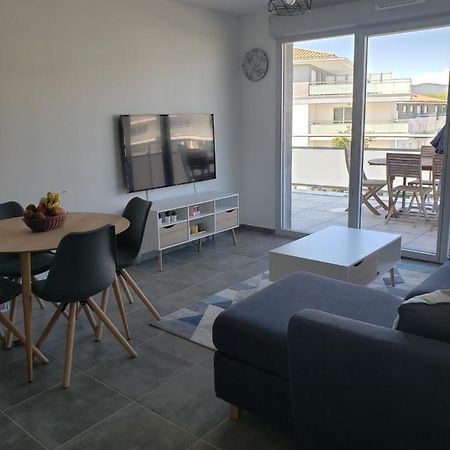 Appt T2 Neuf Avec Piscine Le Lac Apartman Puget-sur Argens Kültér fotó